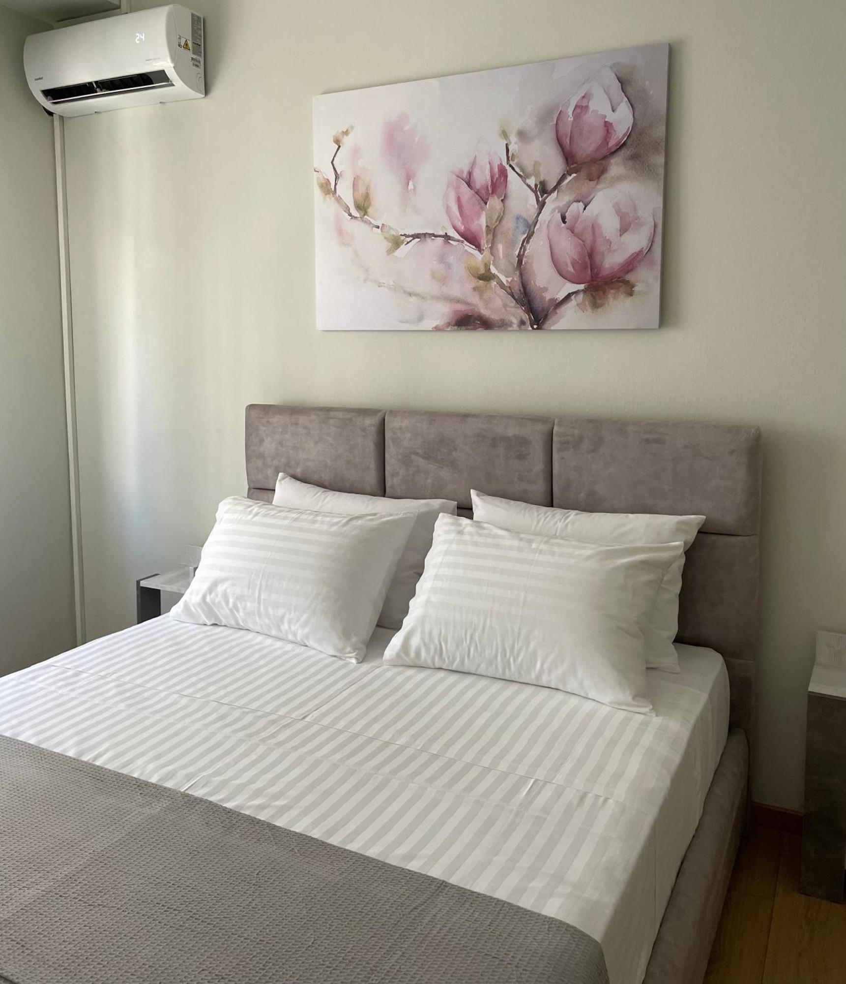 Spacious Apartment Near Panormou Metro Aten Exteriör bild