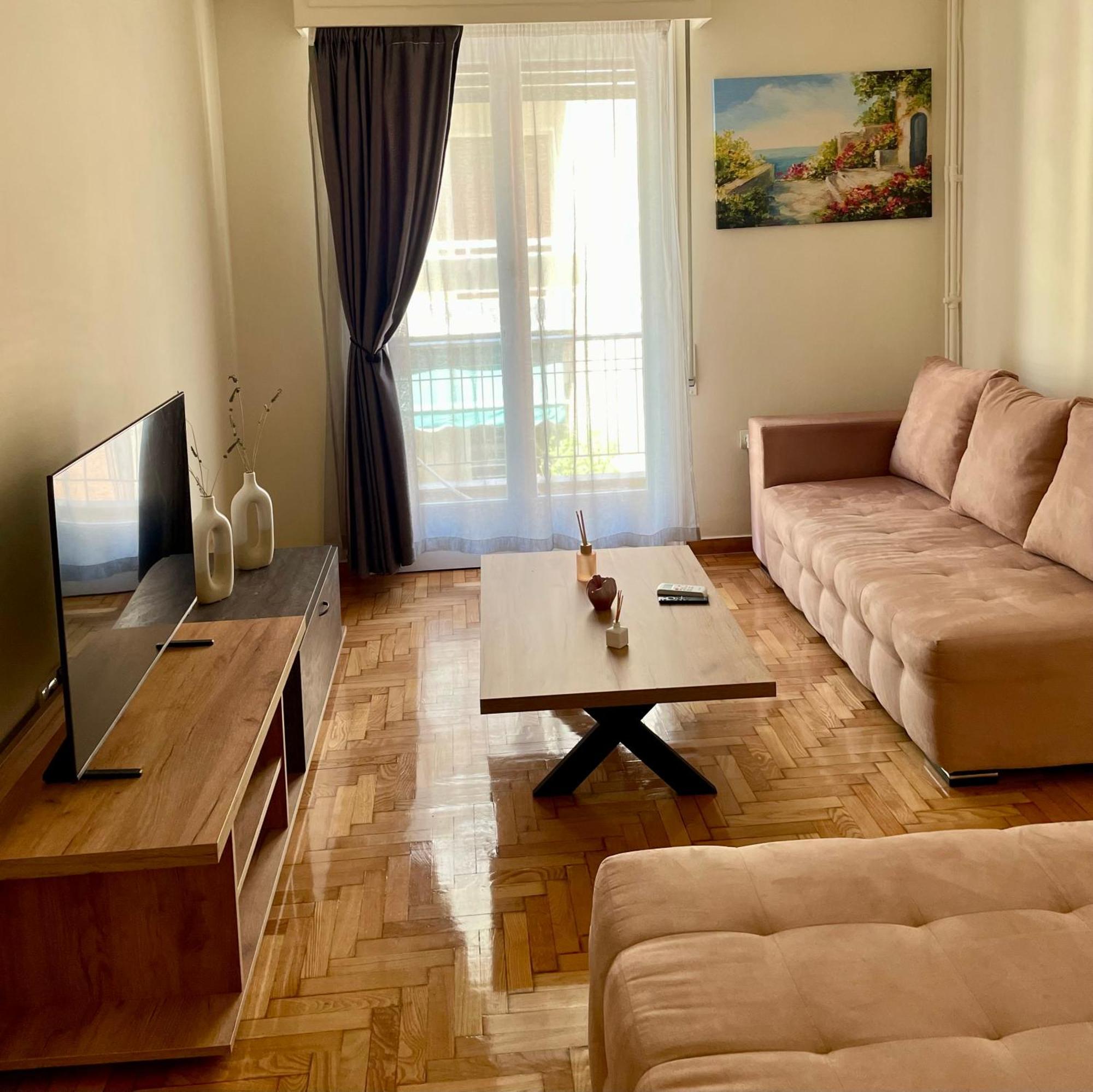 Spacious Apartment Near Panormou Metro Aten Exteriör bild